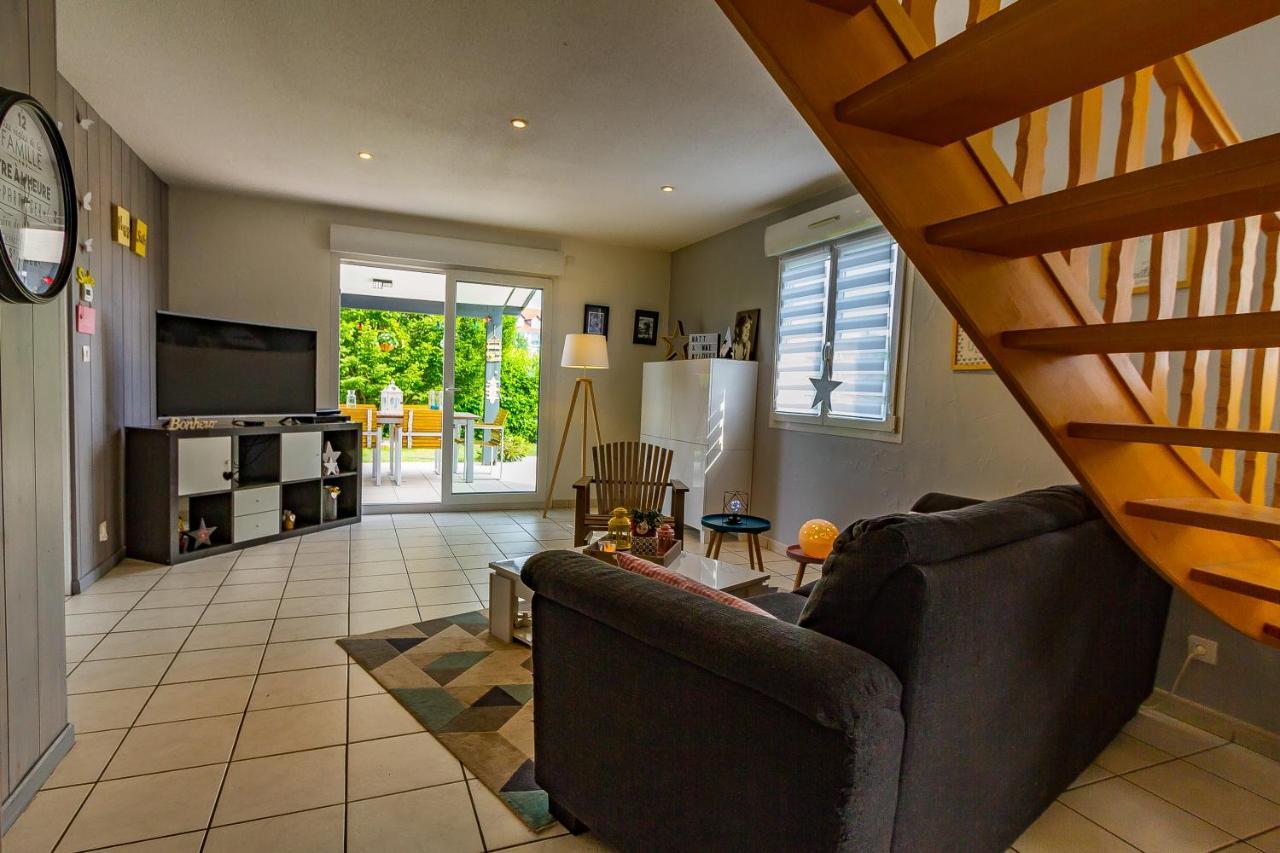 Maison Moderne A La Campagne Le Valdahon Buitenkant foto